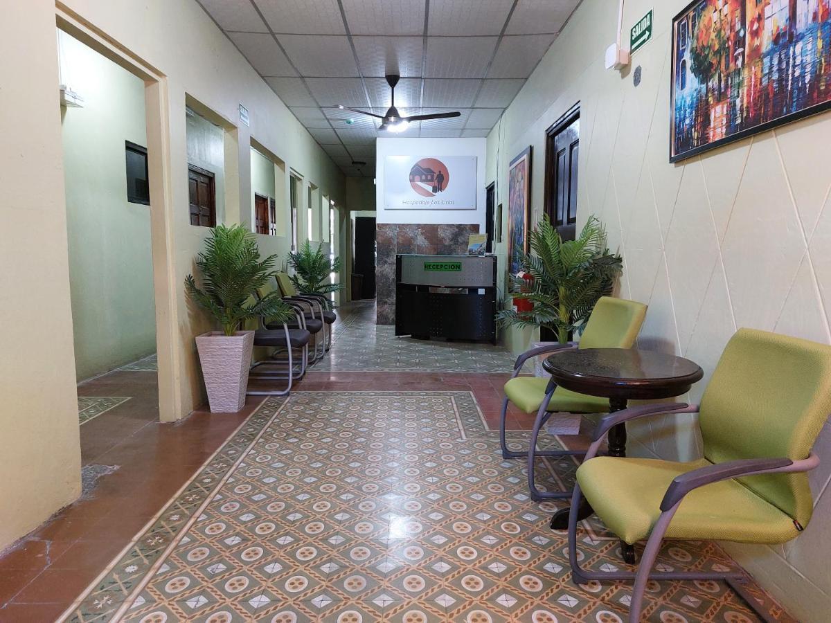 Hospedaje Los Lirios Chitré المظهر الخارجي الصورة