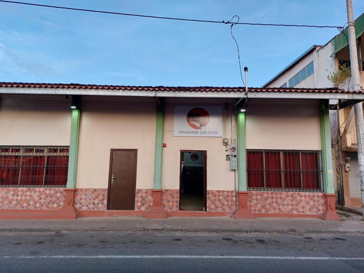 Hospedaje Los Lirios Chitré المظهر الخارجي الصورة